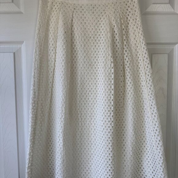 Molly Bracken White Eyelet A-Line Skirt - Picture 6 of 6
